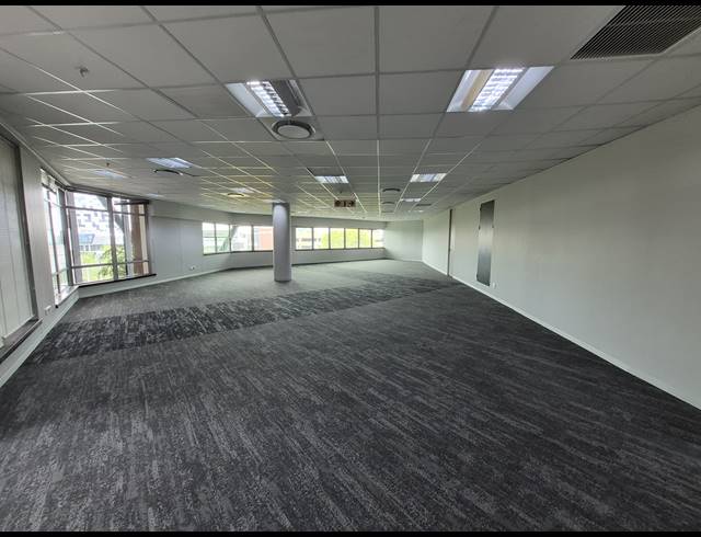 269M² OFFICE TO LET IN SANDTON CENTRAL